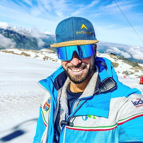 Beautiful brand new sunglasses, dust bag included - Picture 2 of 6